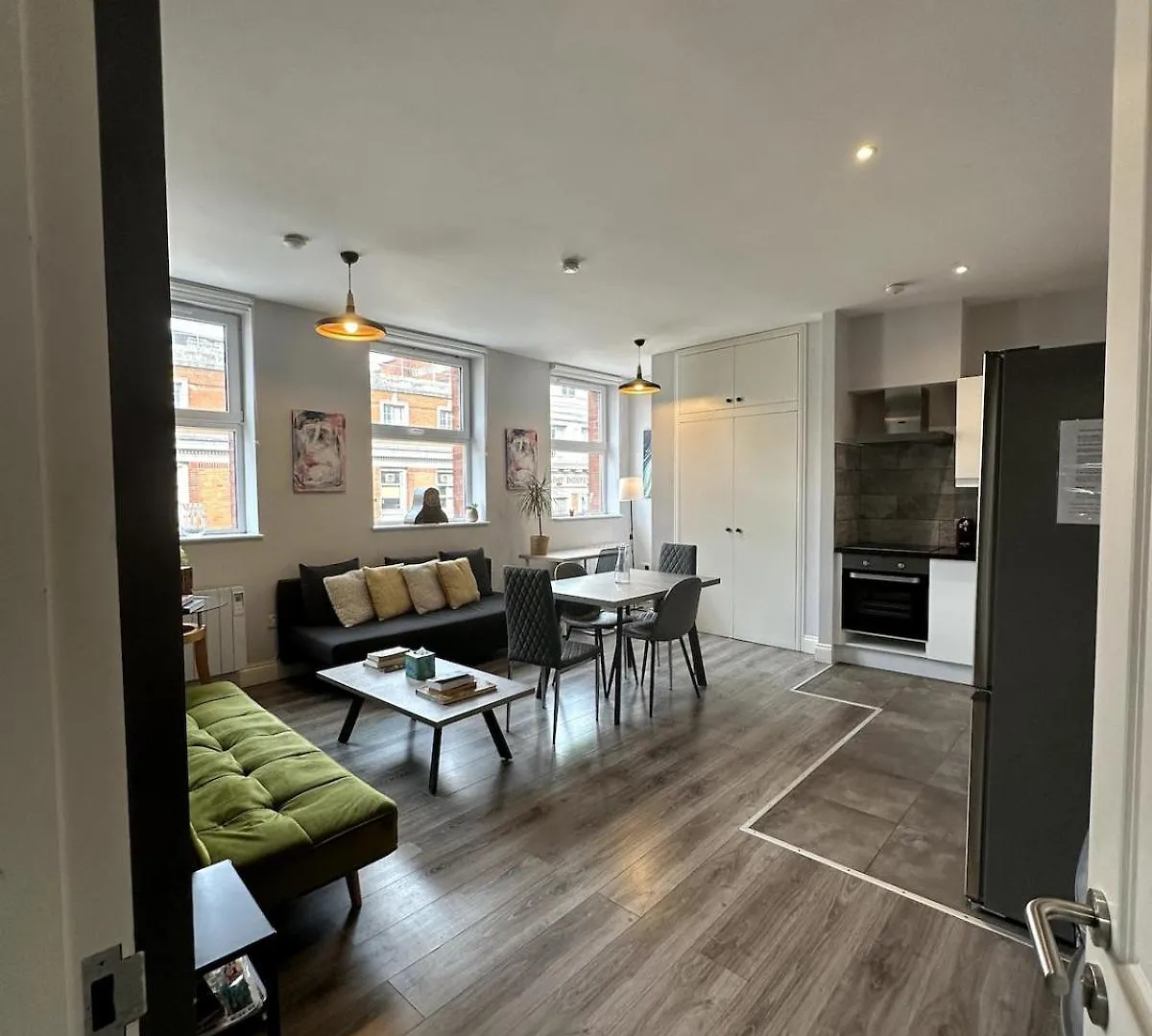 Dublin Citycenter 3 Bedroom Sercox 0*,