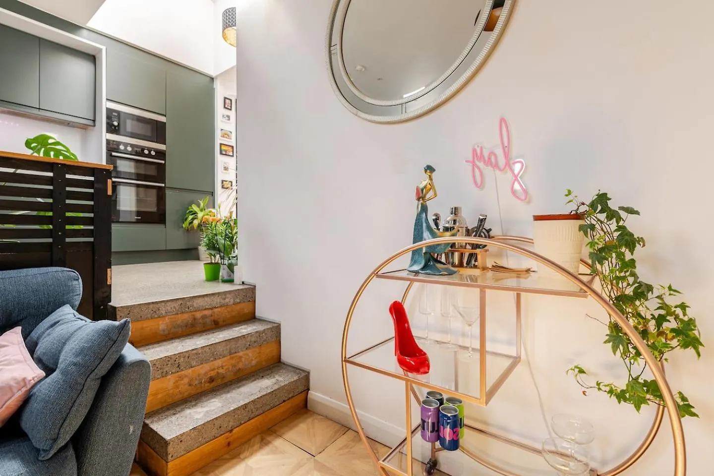 Dublin Citycenter 3 Bedroom Sercox Apartment