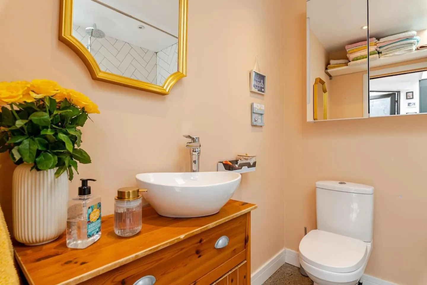 Dublin Citycenter 3 Bedroom Sercox 0*,  Ireland